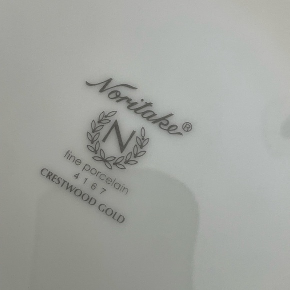 Noritake Fine Porcelain CRESTWOOD Gold Bread and Butter Plate Set of 8 Plates - Picture 8 of 10